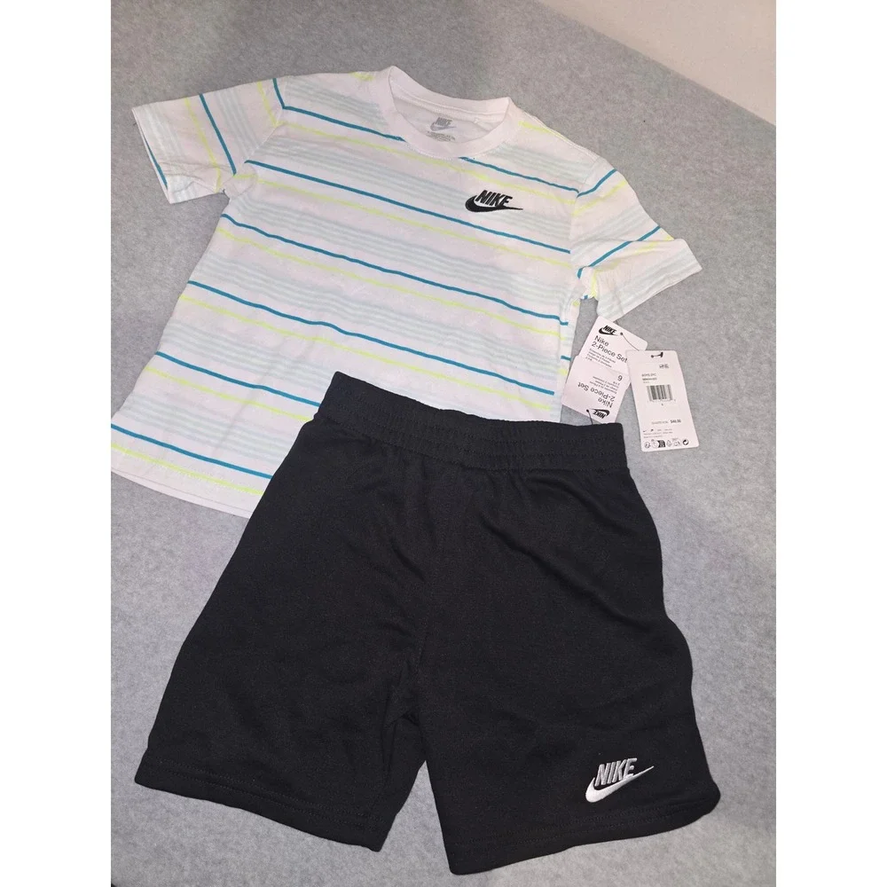 Nike Boys 2-Piece Set T-Shirt & Shorts White Blue Green Black Size 6 86N044-023
